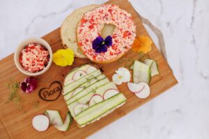 Read more about the article Strawberry Butter Bagel & Cucumber Smørrebrød