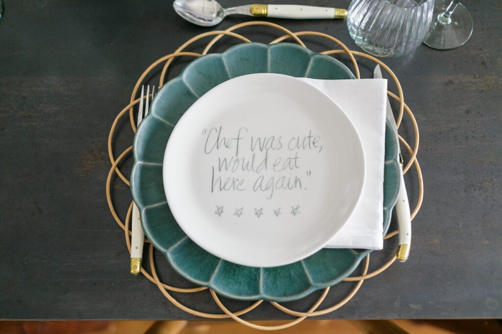 Read more about the article Book Club Table Setting Idea You’ll Love